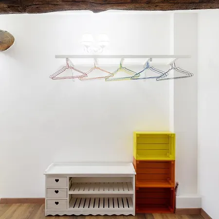 Apartment Alice In Wonderland - Bymyhomeincomo